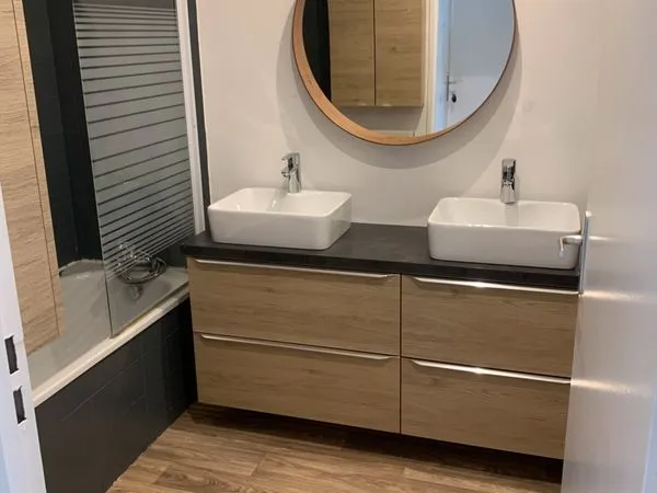 A LOUER T2 MEUBLE PAU 51 m² dispo 01/05