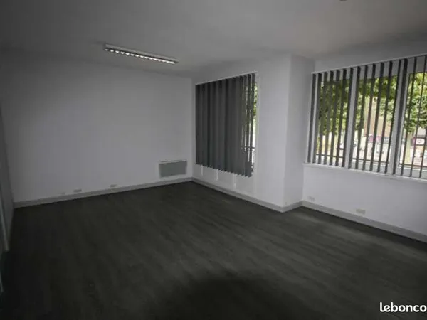 Bureaux 52 m²