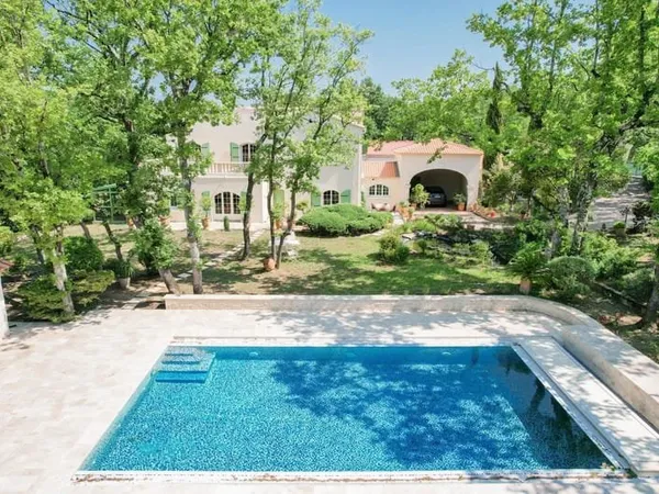 Achat : Maison Uzès (30700)