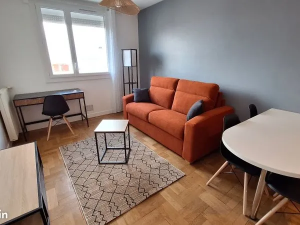 Beau studio meublé 24m² Limoges Roussillon