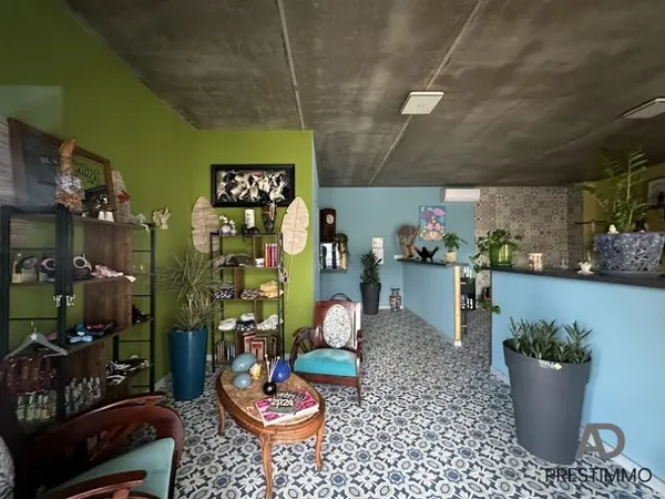 Local commercial 2 pièces 47 m²