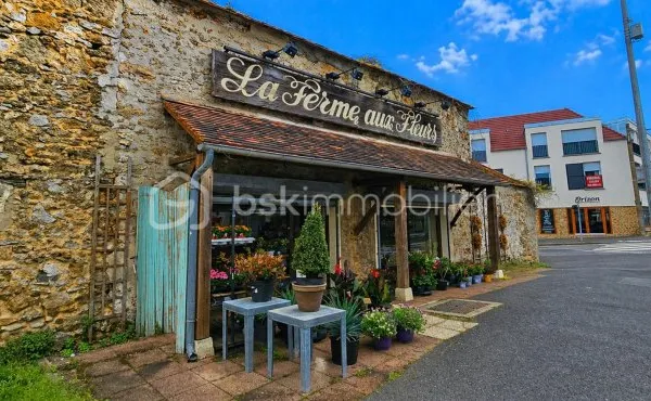 Local 1 pièce 47 m²