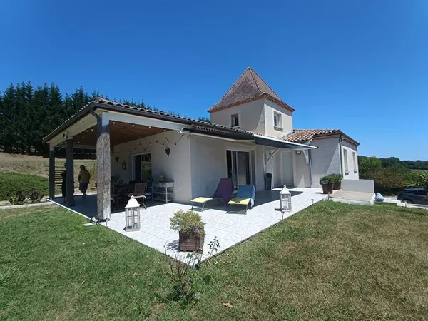 Maison Ledat 5 pièce(s) 135 m2