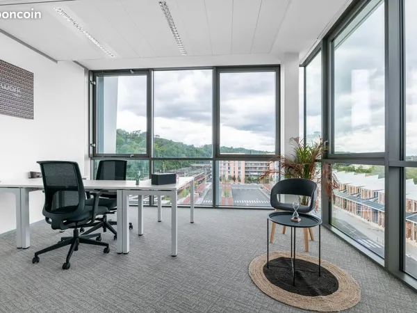 Bureau privé à louer pour 5 personnes à STOP & WORK VERSAILLES CHANTIER