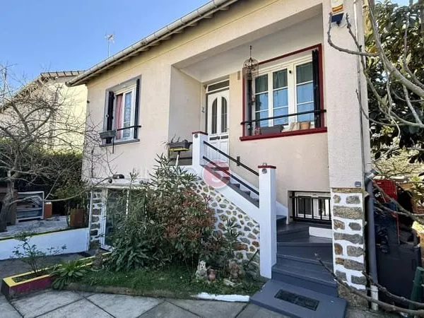 Maison familiale indépendante avec studio, jardin plein sud sans vis-à-vis - Aux portes du Raincy