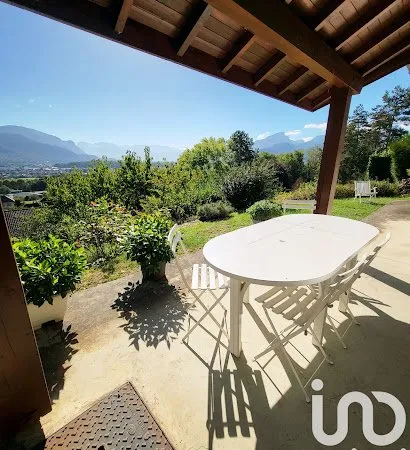 Maison 10 pièces 200 m²