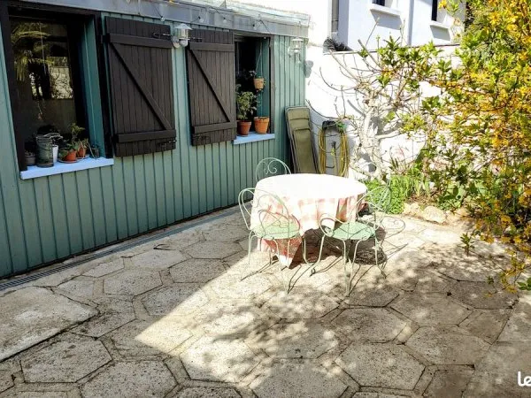 Nanterre — Maison 3 ch. 1930 entièrement réaménagée en 2012