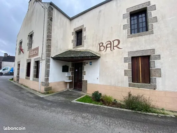Immeuble 15 pièces 300 m²