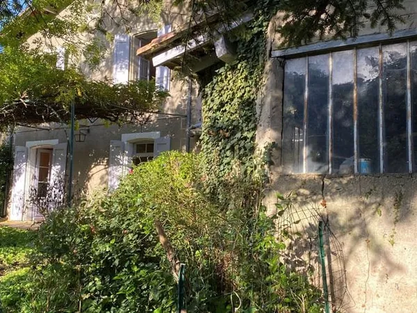 Maison 6 pièces 343 m²