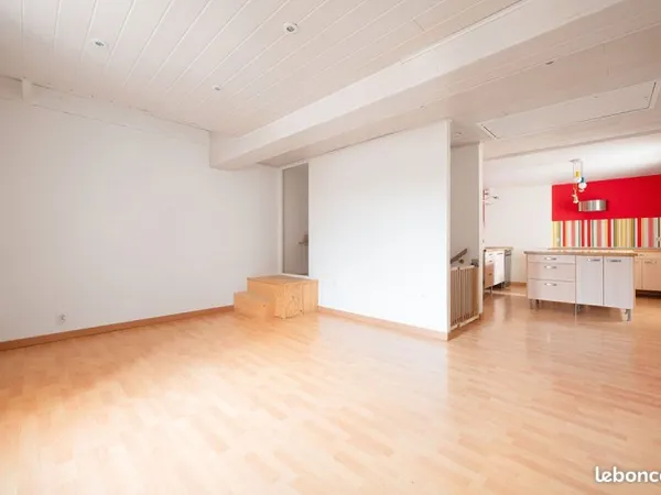 Maison 3 pièce(s) 90 m2