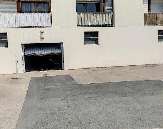Parking / box Troyes 12 m2