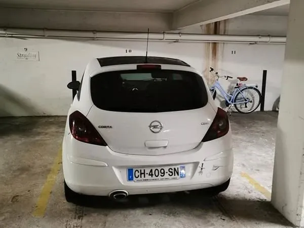 Place de parking fermée Guist'hau Nantes