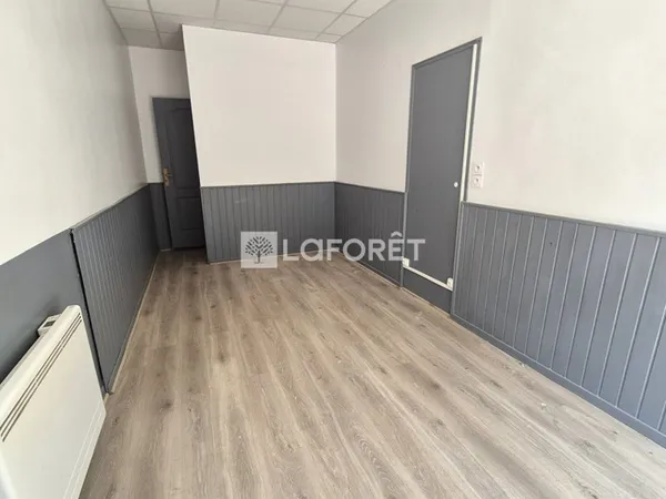 Local professionnel 1 pièce 14 m²