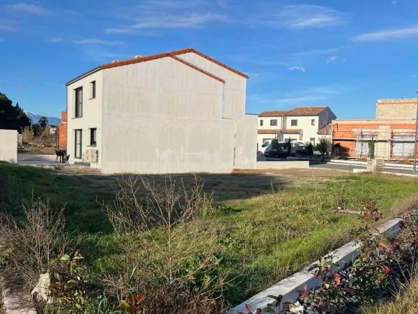 Terrain en lotissement 325 m²