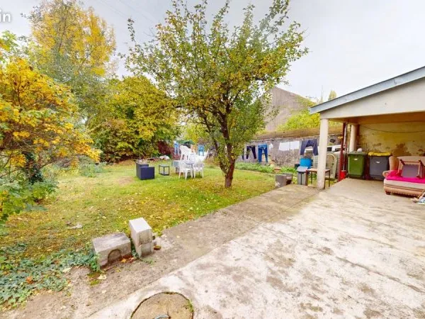 Maison 5 pièces 151 m²