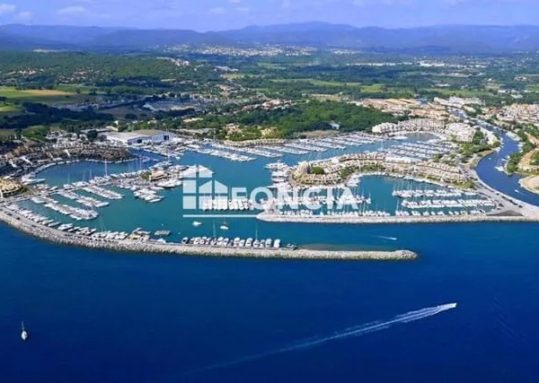 Stationnement Vente Cogolin   190000€