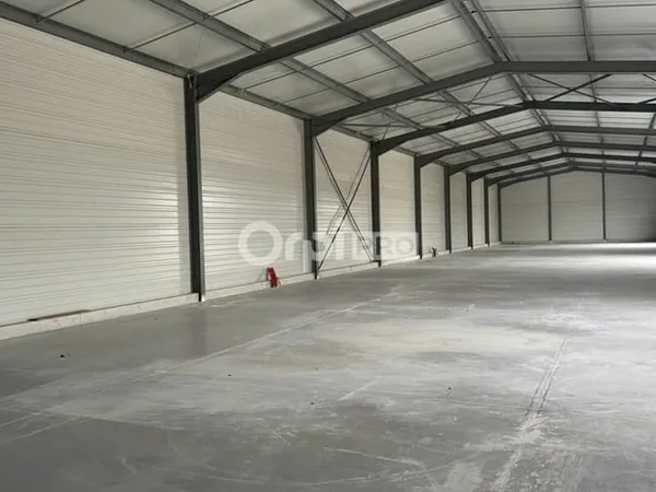 Local professionnel 230 m²