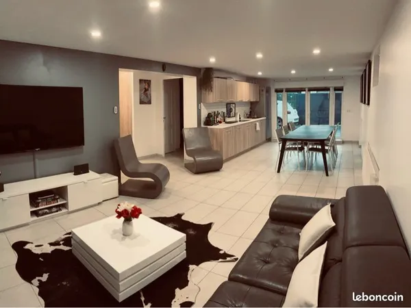 Loue appartement dans maison