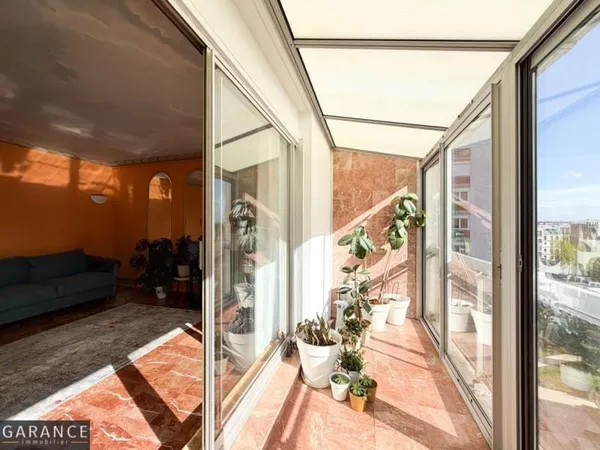 Appartement 4 pièces 3 chambres avec balcons DERNIER ETAGE