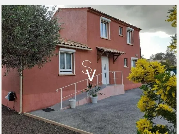 Viager libre - Maison T6 de 126 m2 avec garage fermé
