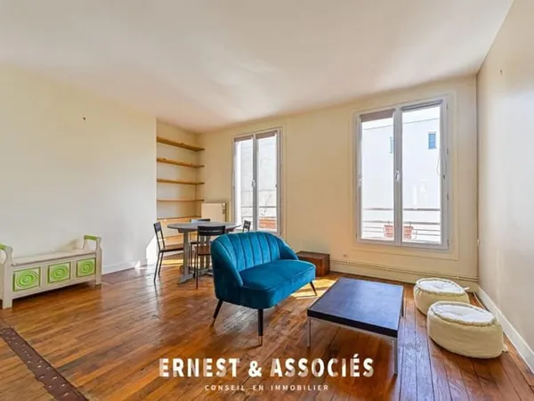 RUE JACQUES LOUVEL-TESSIER - PARIS 10e