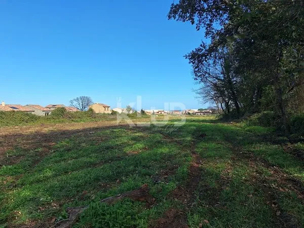 Terrain 939 m²