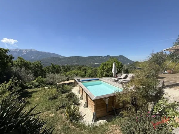 Vue exceptionnelle, calme absolu et environnement naturel préservé