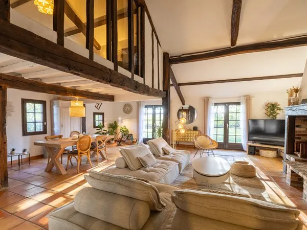 Maison 6 pièces 169 m²