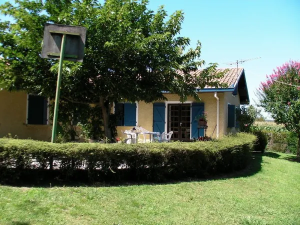 T3 meublé dans villa