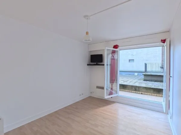 Studio 1 pièce 17 m²