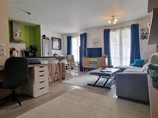 Appartement F3 66.90 m2 + parking + terrasse