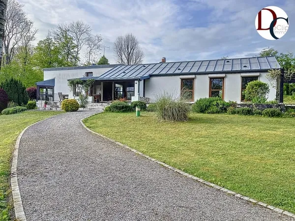 Ensemble de deux maisons dans un parc boisé proche gare pour