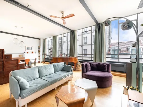 PARIS 18EME - CITE DES FUSAINS - LOFT - 3 CH - VOLUMES - LUMIERE - CALME - ESPRIT MAISON