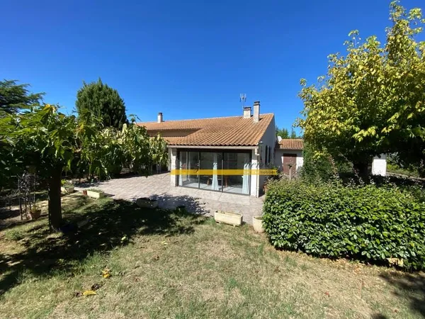 ALLAN Maison 6 pièces, 4 chambres, 149 m2 sur un terrain clo