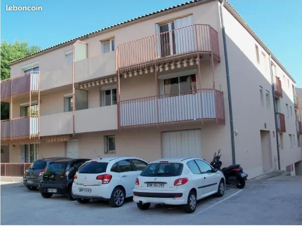 Appart.F3 67m² Toulon
