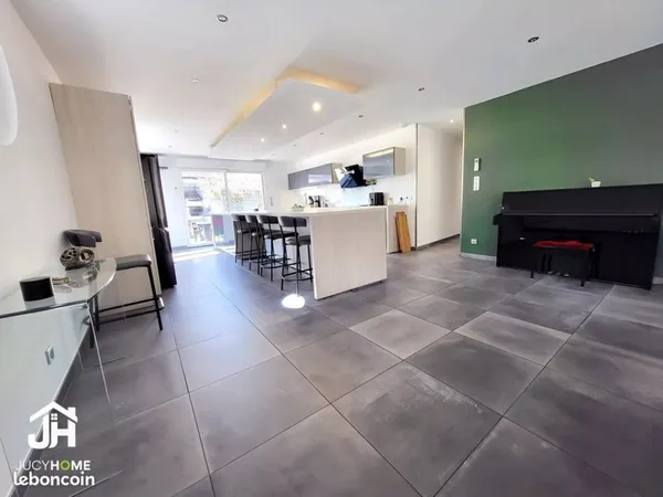 Maison 5 pièces 142 m²