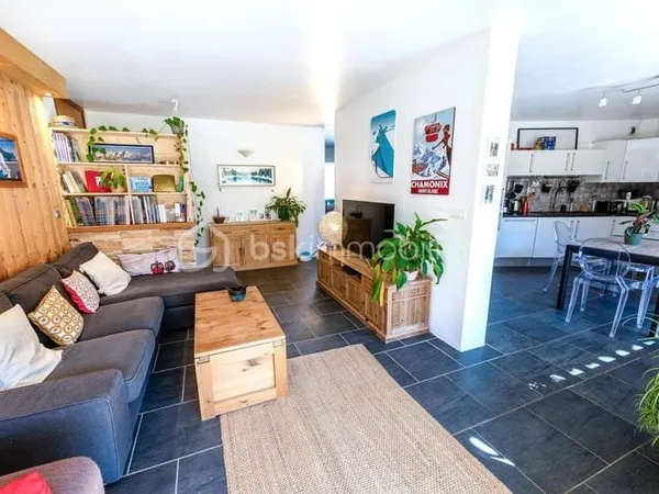 Appartement 3 pièces 82 m²