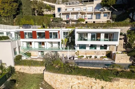 Maison 440 m²
