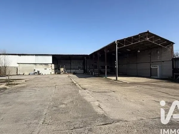 Terrain 3711 m²
