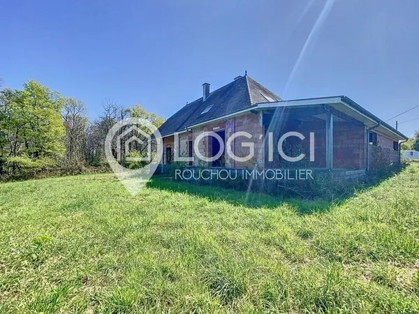 Terrain + maison Vente Lembeye 5p 250m² 130000€