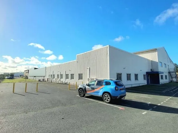 Vente Immeuble de bureaux / local industriel