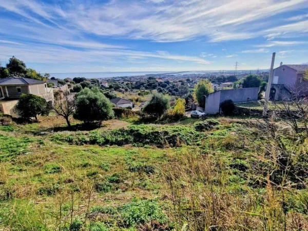 Terrain 1145 m²