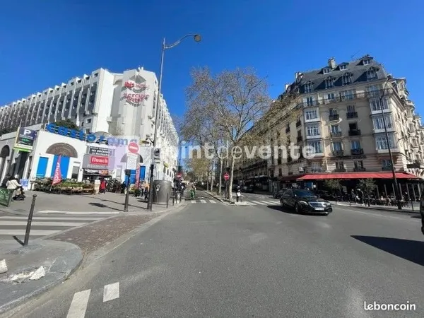 Commerce habillement/textile 117 m²
