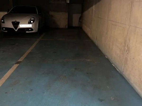 Parking 20 m²