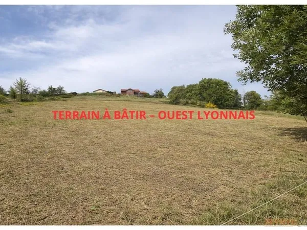 Terrain 451 m²