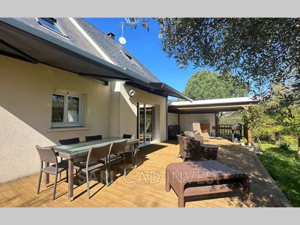 Villa 6 pièces 160 m²
