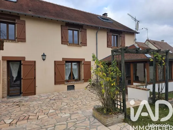 Maison 6 pièces 157 m²