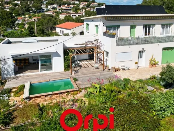 Maison 6 pièces 166 m²