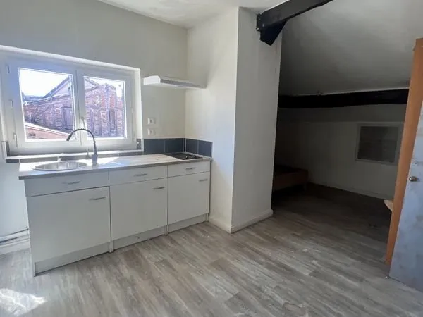 Studio 1 pièce 27 m²