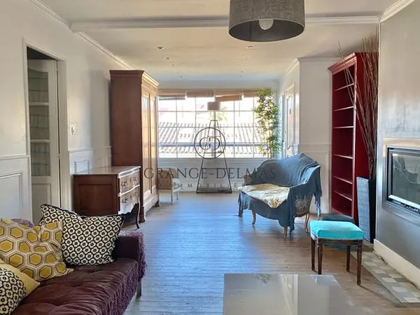 Appartement en duplex immeuble pierre - NANSOUTY